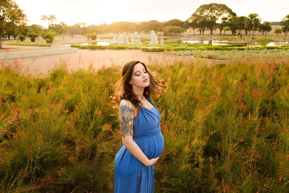 Ensaio Gestante na Praça dos Cristais com Brígida